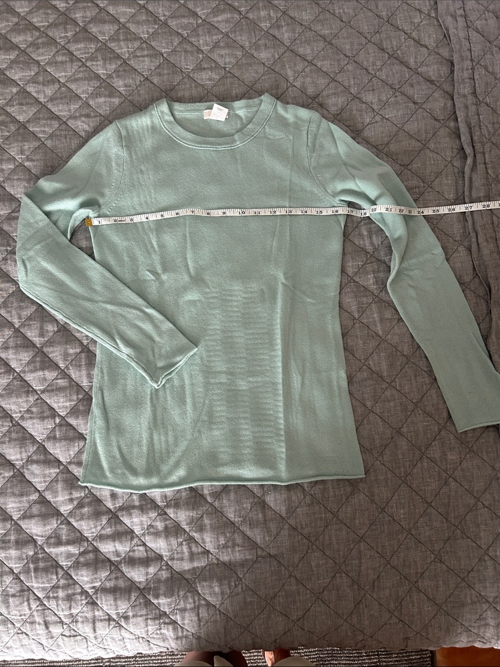 Women’s J. Crew 100% Cashmere Crewneck Sweater